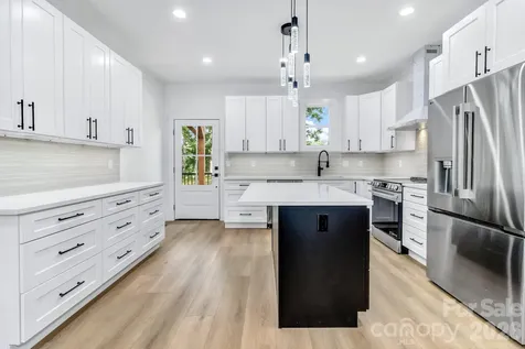 80 Goldenwood Lane Mills River NC 28759