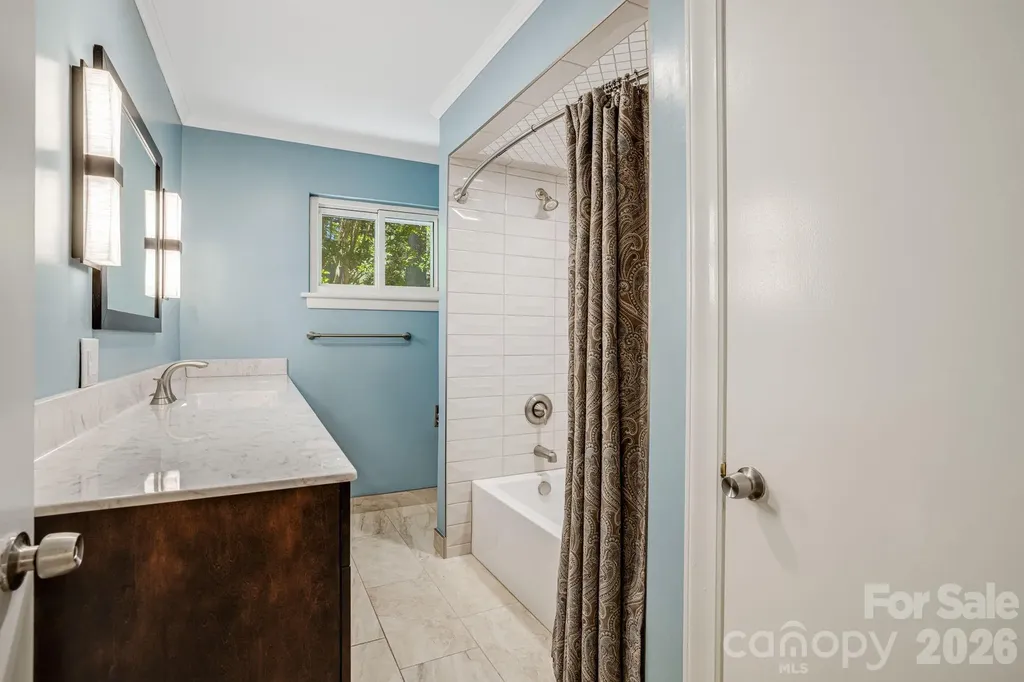 78 Grovewood Road Asheville NC 28804