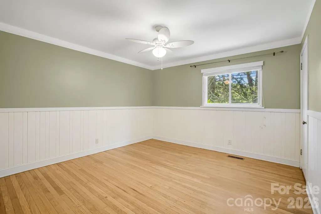 78 Grovewood Road Asheville NC 28804