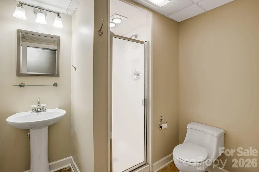 78 Grovewood Road Asheville NC 28804