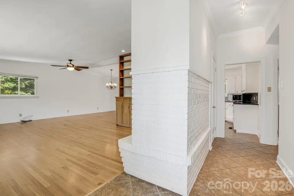 78 Grovewood Road Asheville NC 28804