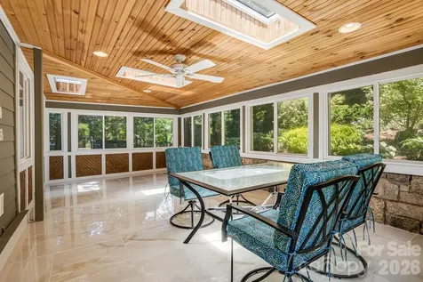 78 Grovewood Road Asheville NC 28804