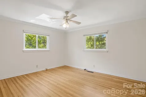 78 Grovewood Road Asheville NC 28804