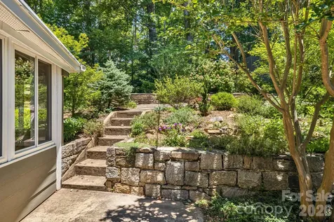 78 Grovewood Road Asheville NC 28804