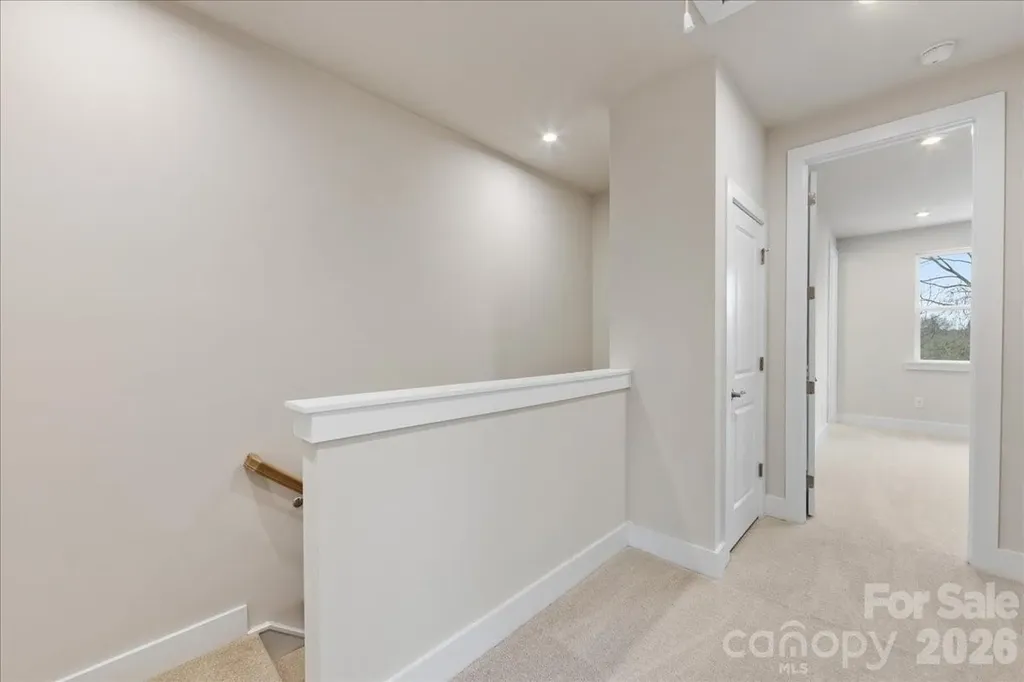6008 Pivot Court Charlotte NC 28205
