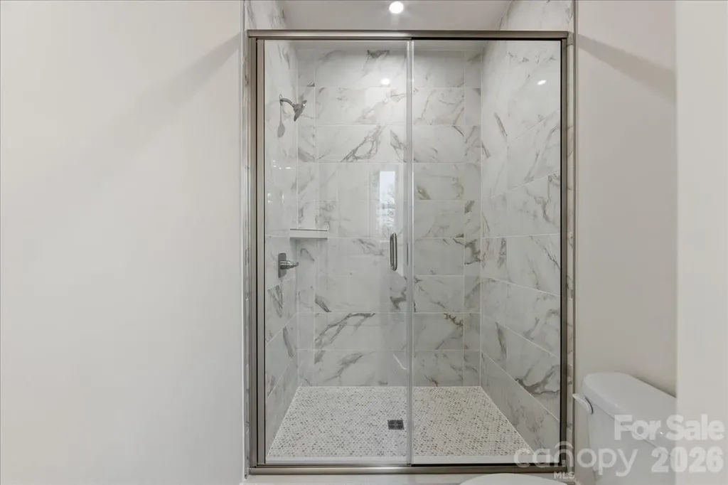 6008 Pivot Court Charlotte NC 28205