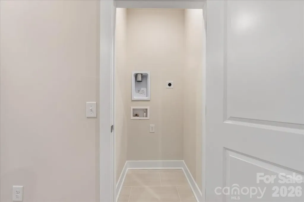 6008 Pivot Court Charlotte NC 28205
