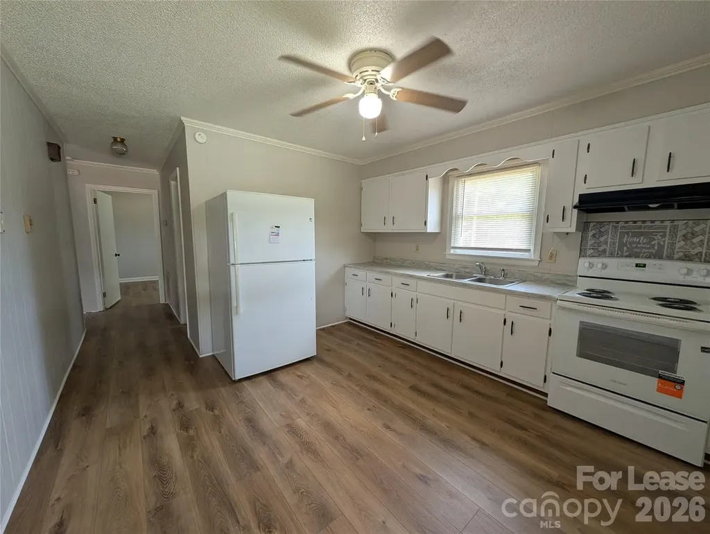 1127 Dallas Stanley Highway Stanley NC 28164