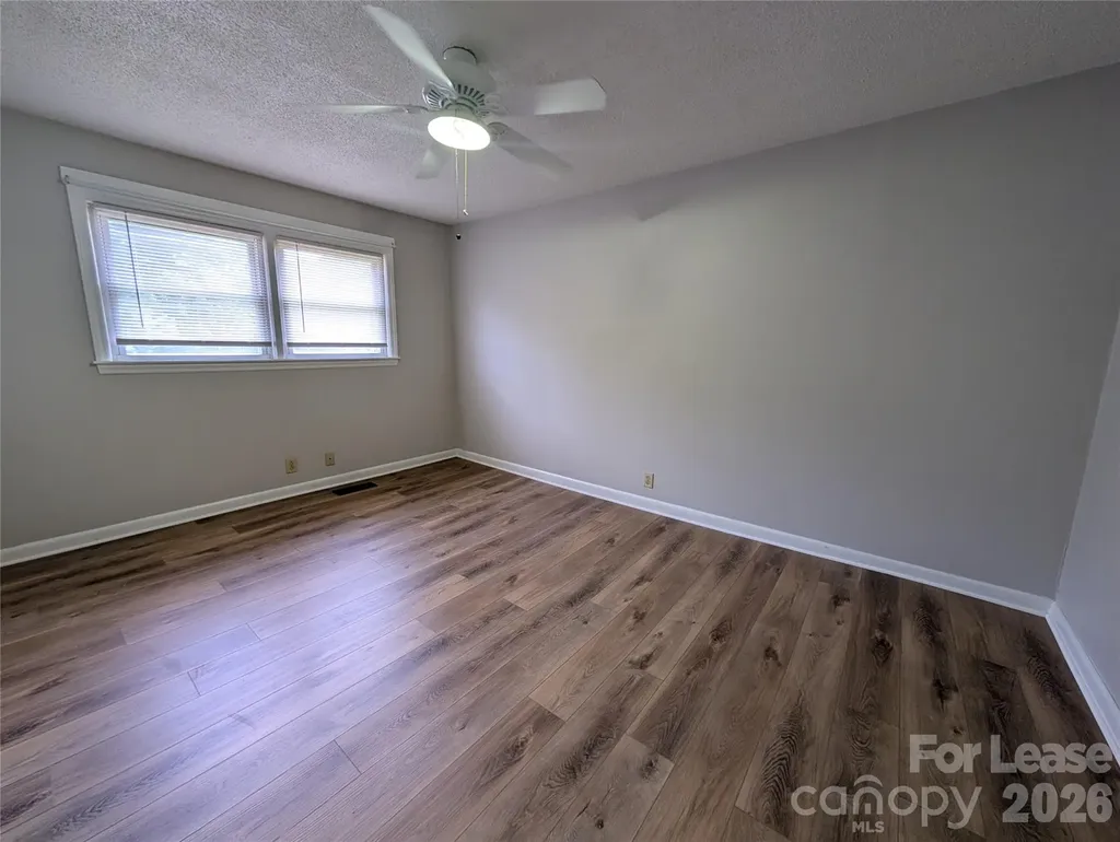 1127 Dallas Stanley Highway Stanley NC 28164