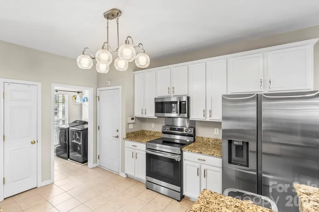 135 Painted Bunting Drive Troutman NC 28166