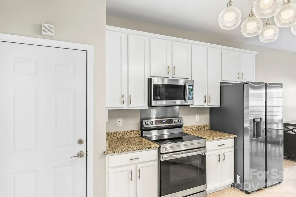 135 Painted Bunting Drive Troutman NC 28166