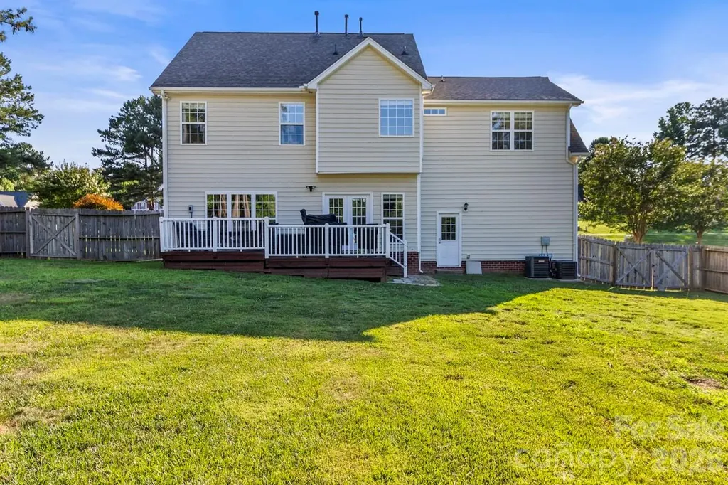 135 Painted Bunting Drive Troutman NC 28166