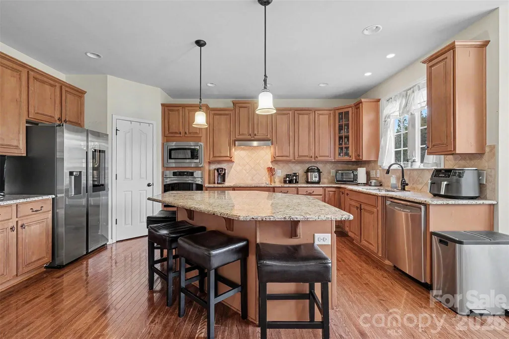 1008 Hawker Road Matthews NC 28104
