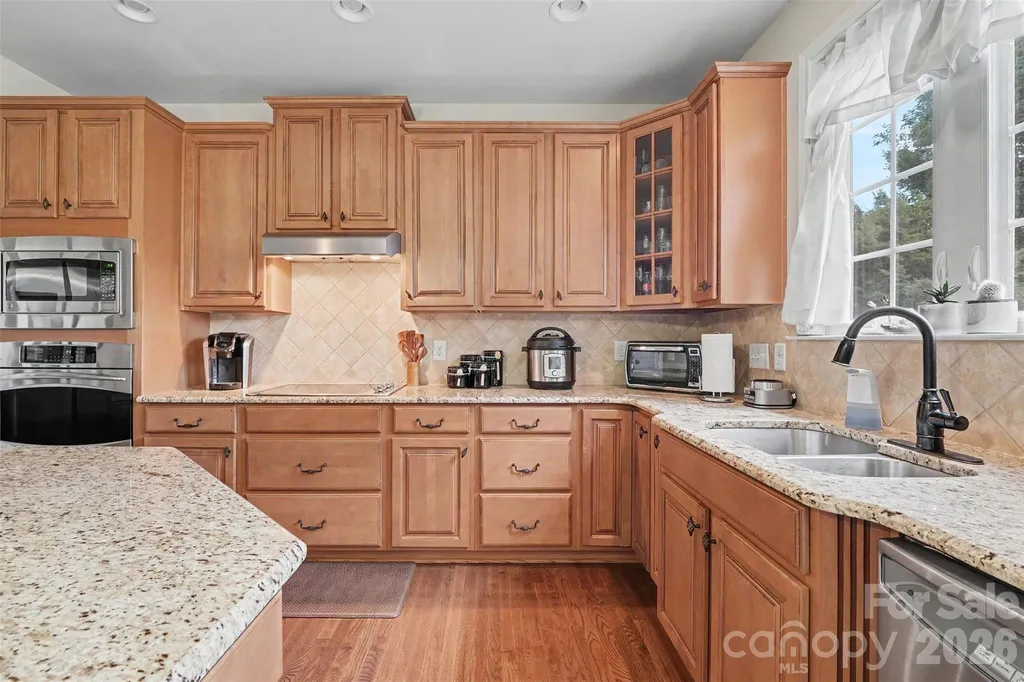 1008 Hawker Road Matthews NC 28104