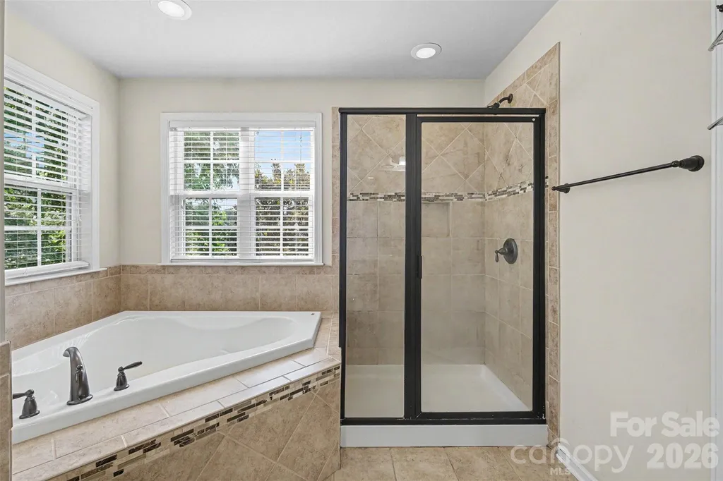 1008 Hawker Road Matthews NC 28104