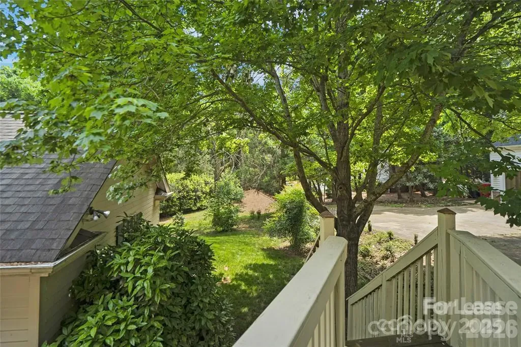 112 Mcconnell Drive Davidson NC 28036