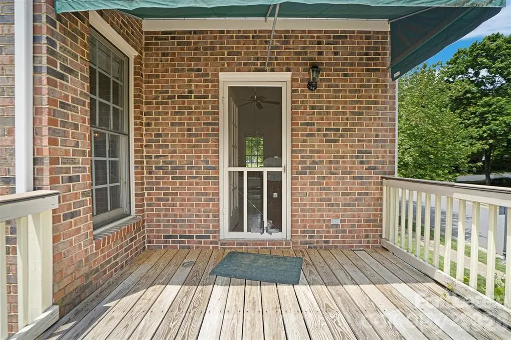 112 Mcconnell Drive Davidson NC 28036