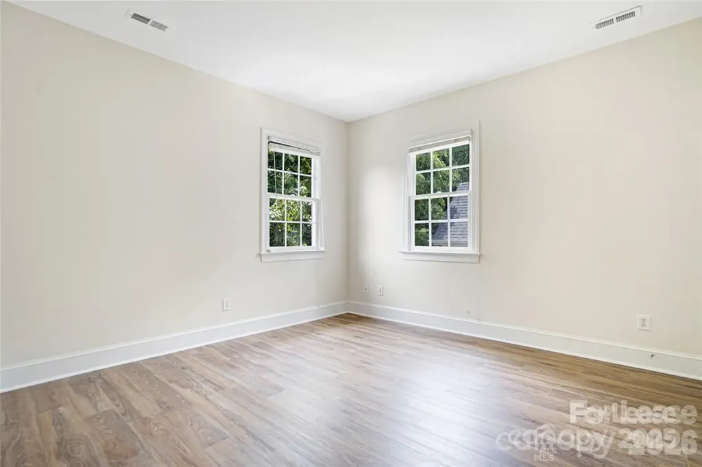 112 Mcconnell Drive Davidson NC 28036