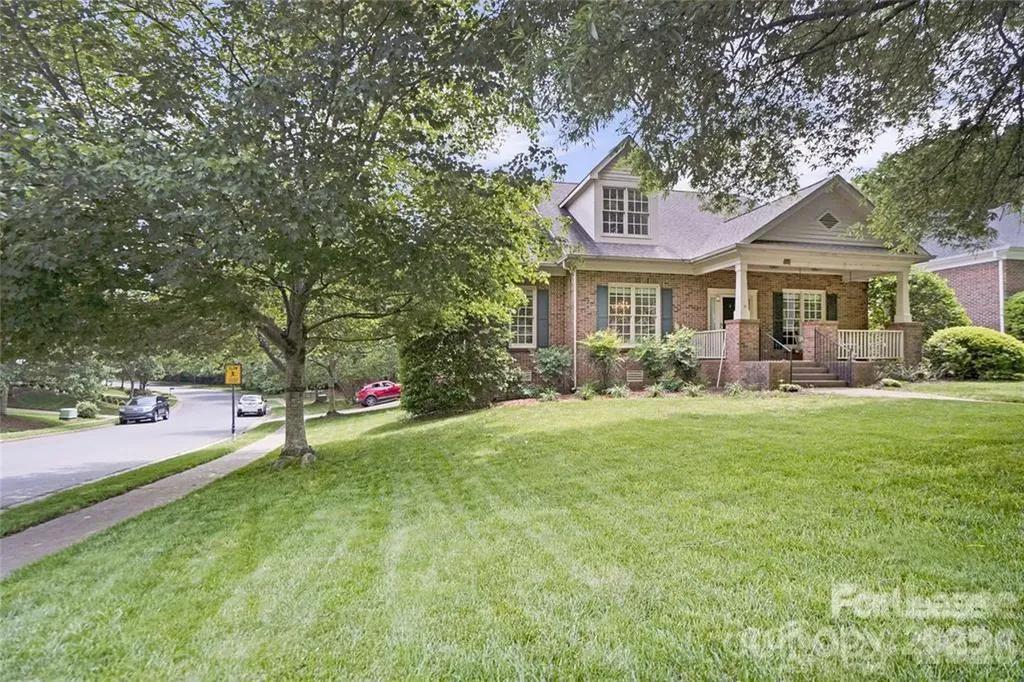 112 Mcconnell Drive Davidson NC 28036