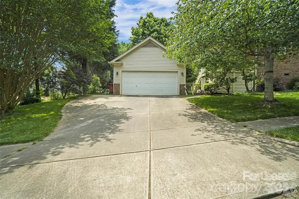 112 Mcconnell Drive Davidson NC 28036