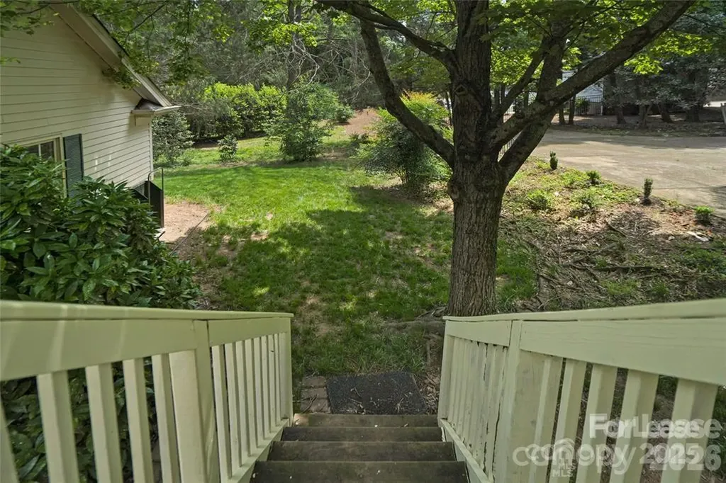 112 Mcconnell Drive Davidson NC 28036