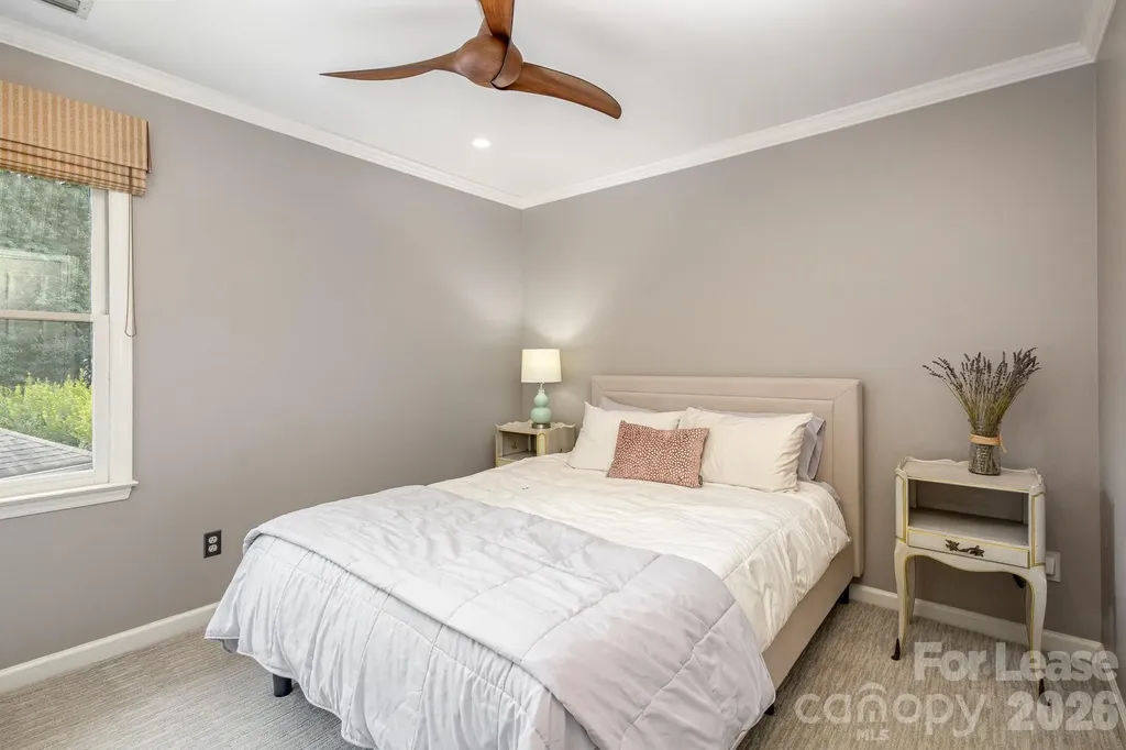 418 Olmsted Park Place Charlotte NC 28203