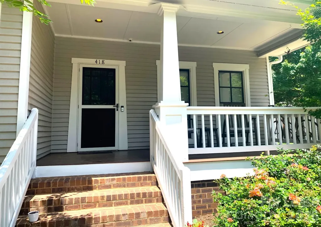 418 Olmsted Park Place Charlotte NC 28203