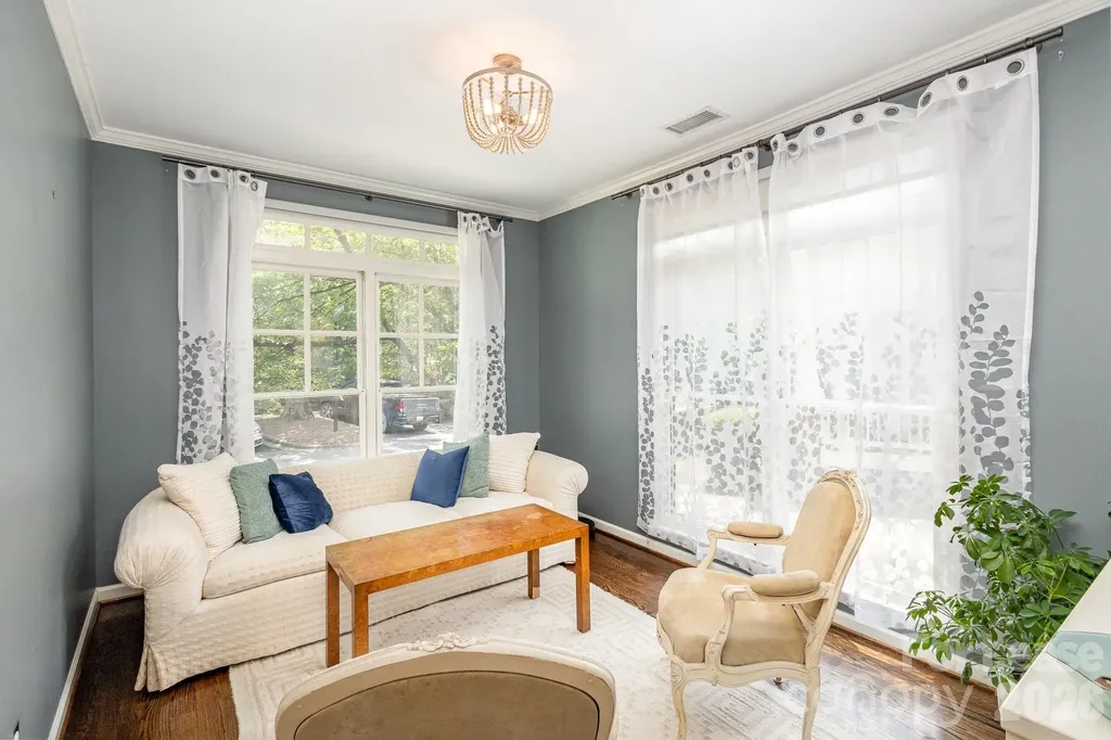 418 Olmsted Park Place Charlotte NC 28203