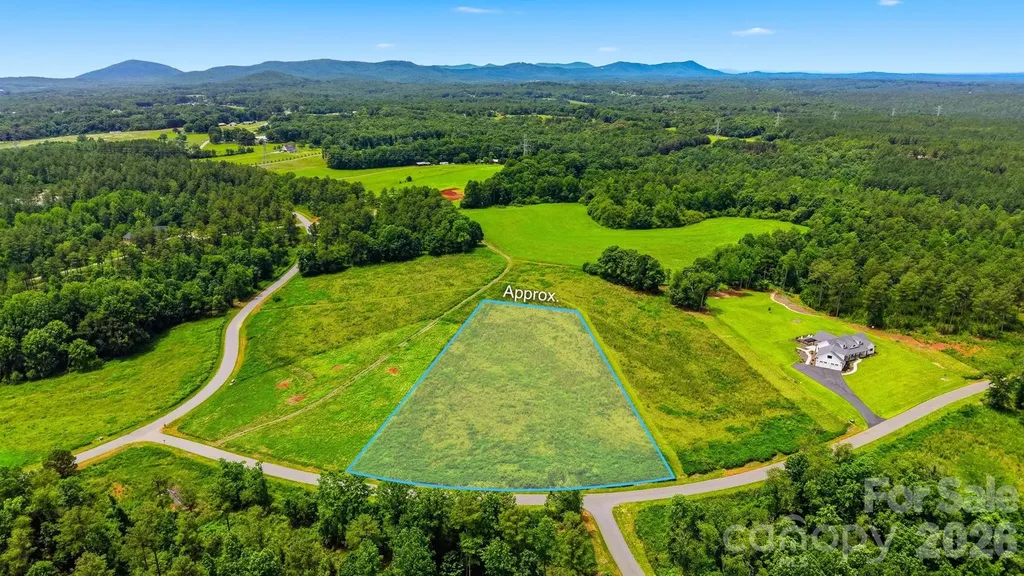 2093 Crestone Way Connelly Springs NC 28612