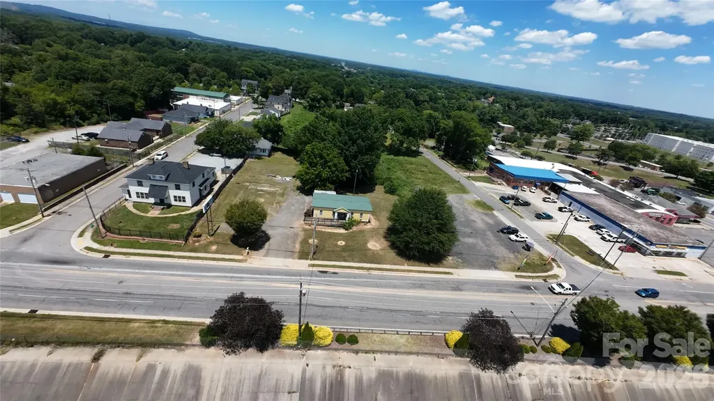 524 W Airline Avenue Gastonia NC 28052