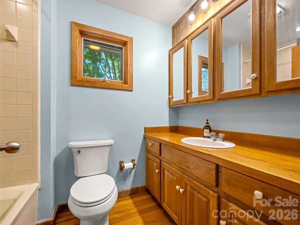 140 Joanda Farm Road Mooresboro NC 28114