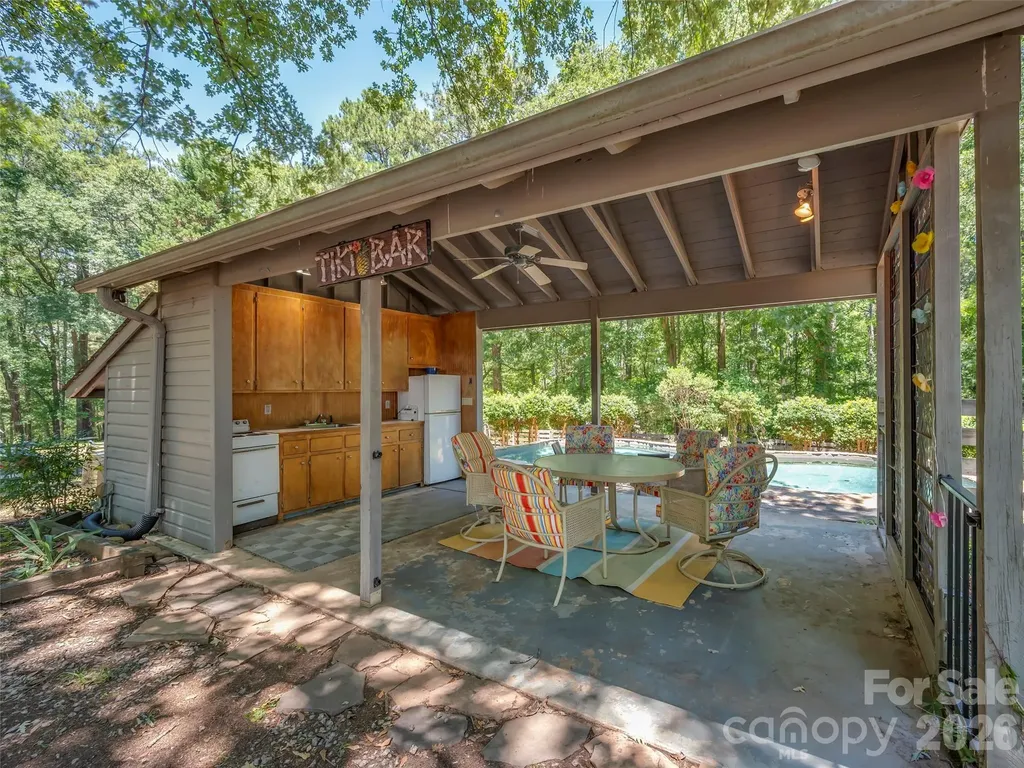140 Joanda Farm Road Mooresboro NC 28114