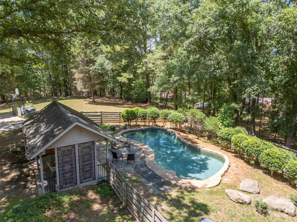 140 Joanda Farm Road Mooresboro NC 28114