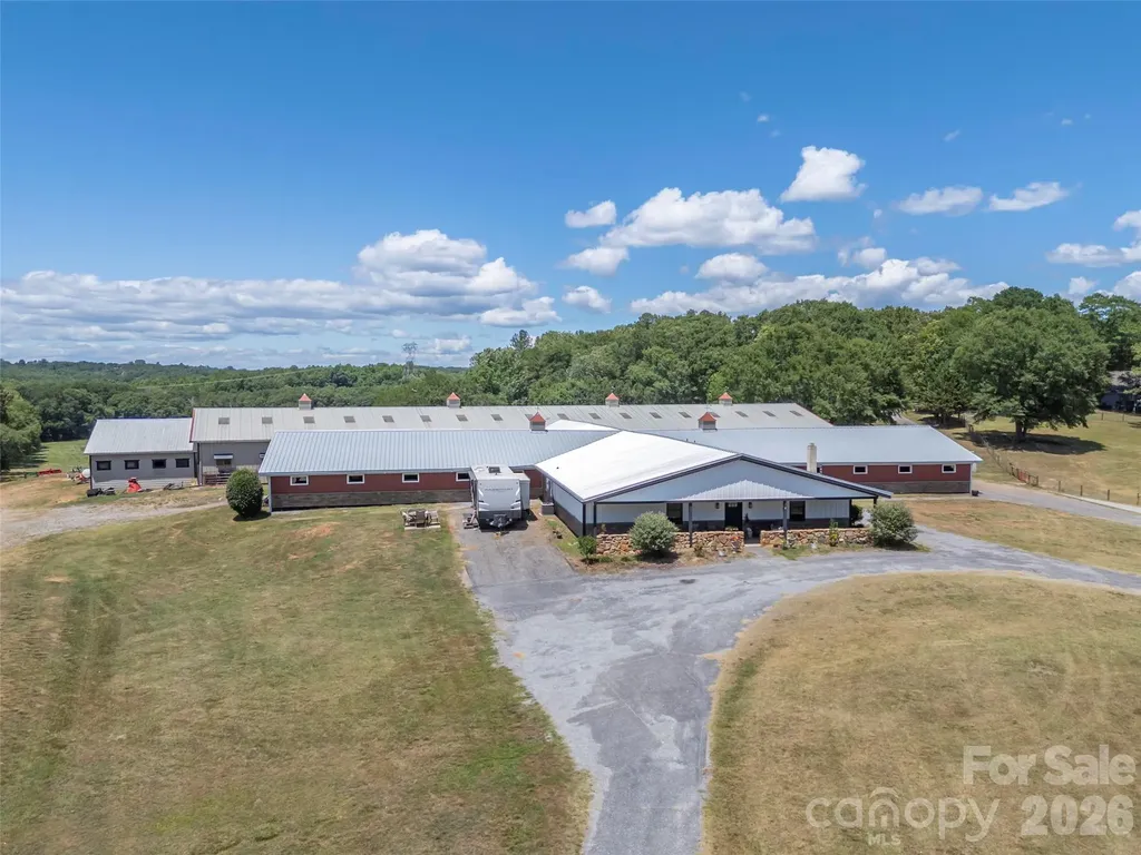 140 Joanda Farm Road Mooresboro NC 28114