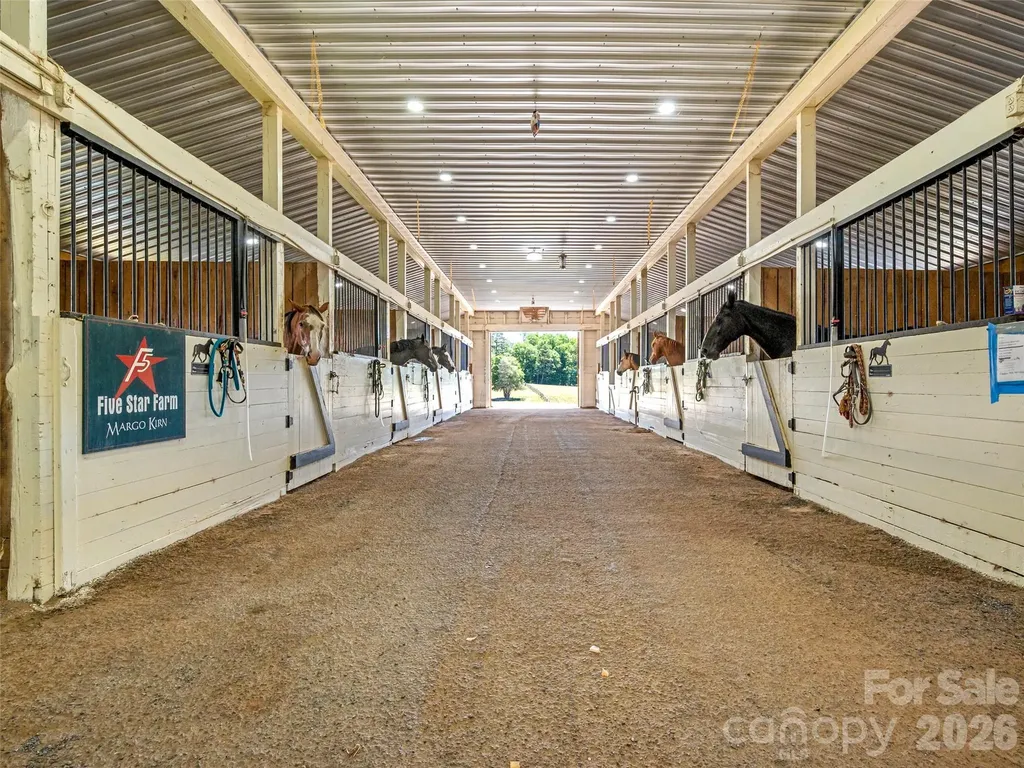140 Joanda Farm Road Mooresboro NC 28114