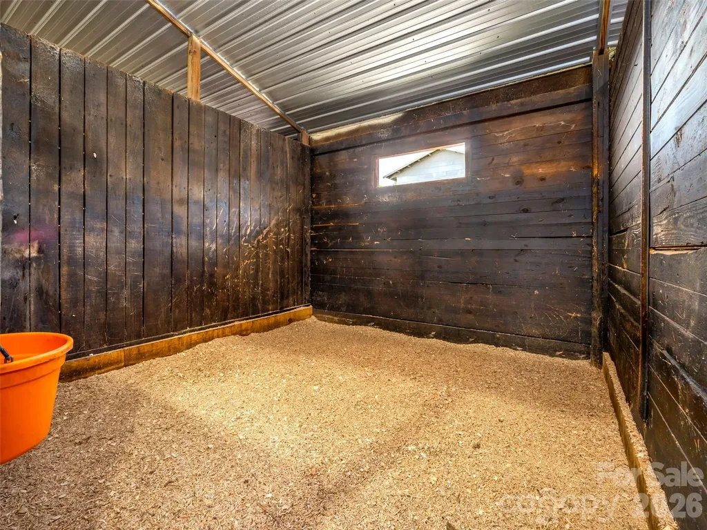 140 Joanda Farm Road Mooresboro NC 28114