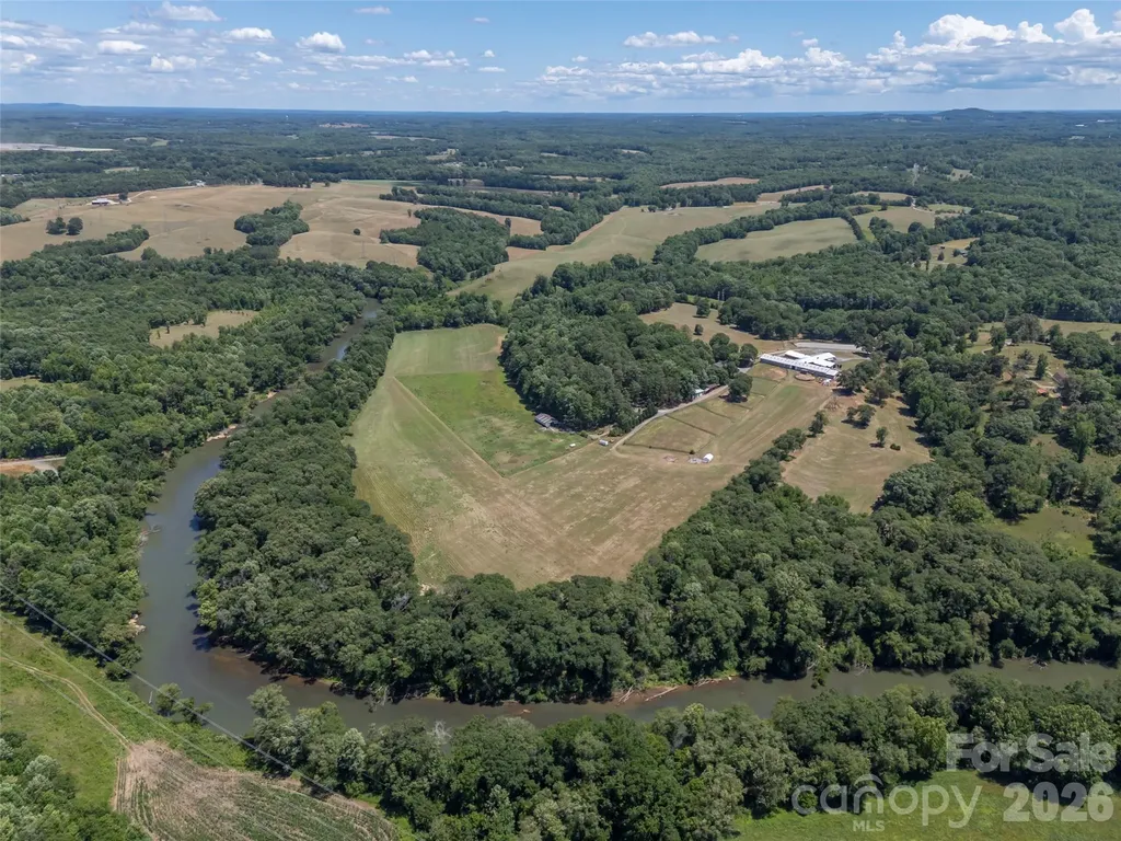 140 Joanda Farm Road Mooresboro NC 28114