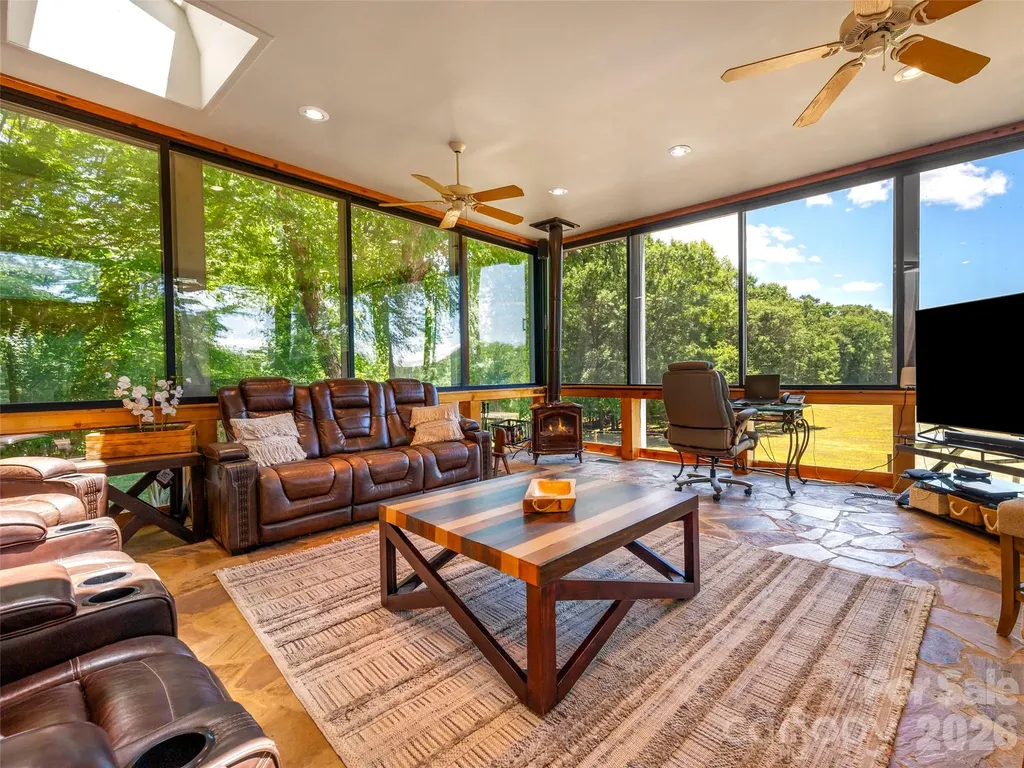 140 Joanda Farm Road Mooresboro NC 28114