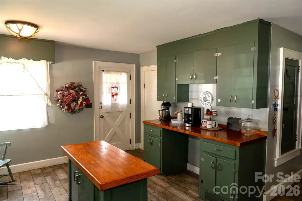 68 Hillside Terrace Drive Waynesville NC 28786