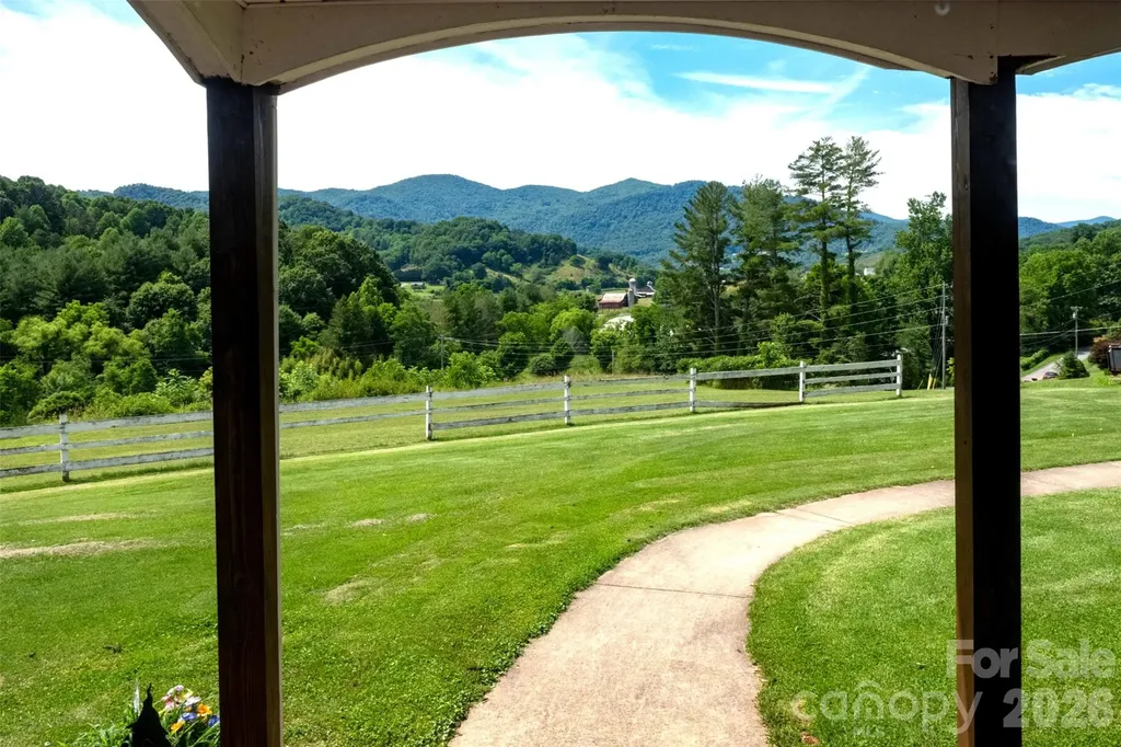 68 Hillside Terrace Drive Waynesville NC 28786