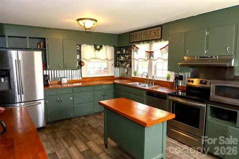 68 Hillside Terrace Drive Waynesville NC 28786