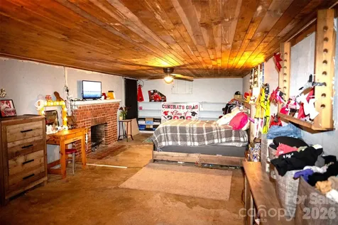 68 Hillside Terrace Drive Waynesville NC 28786