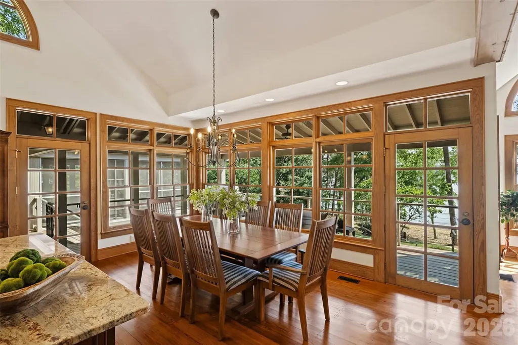 602 Pearl Bay Drive New London NC 28127