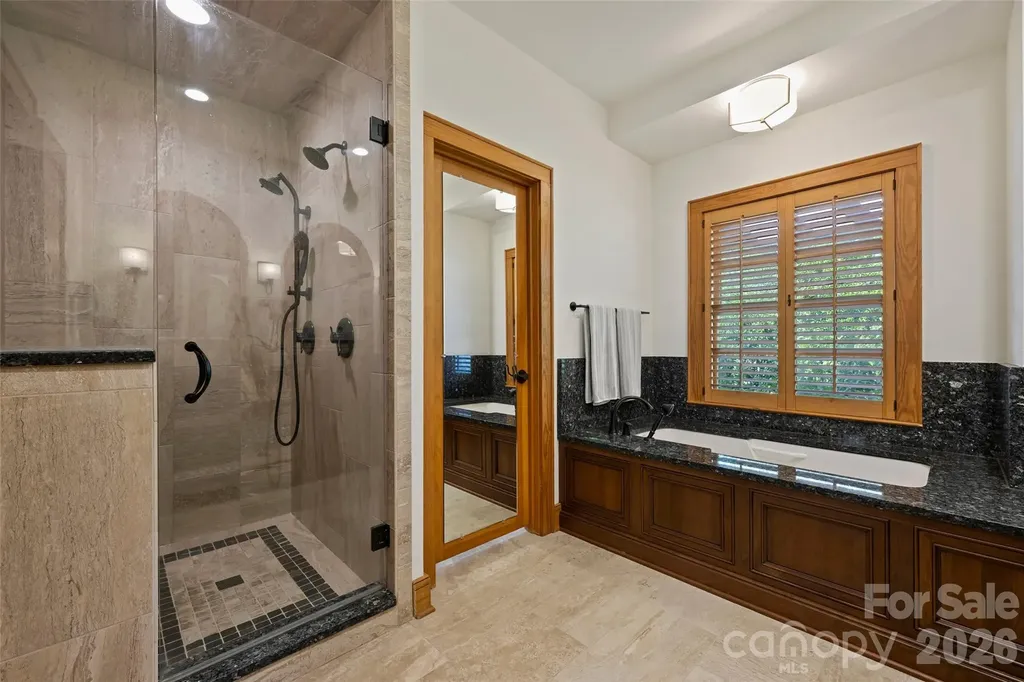 602 Pearl Bay Drive New London NC 28127