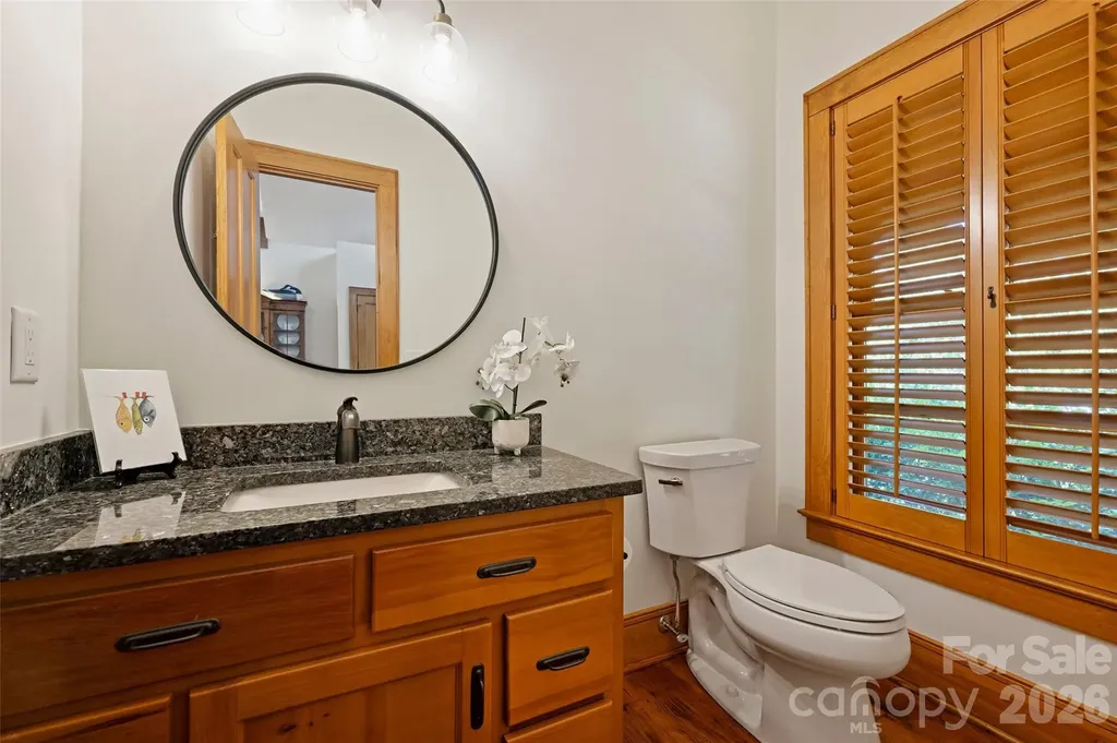 602 Pearl Bay Drive New London NC 28127