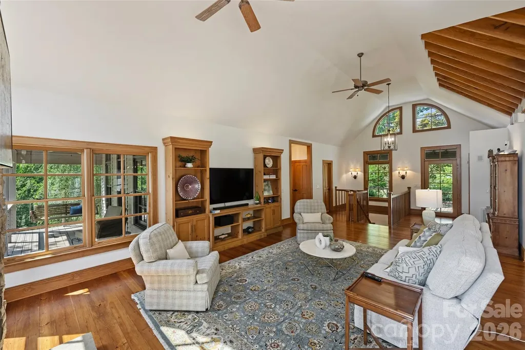 602 Pearl Bay Drive New London NC 28127