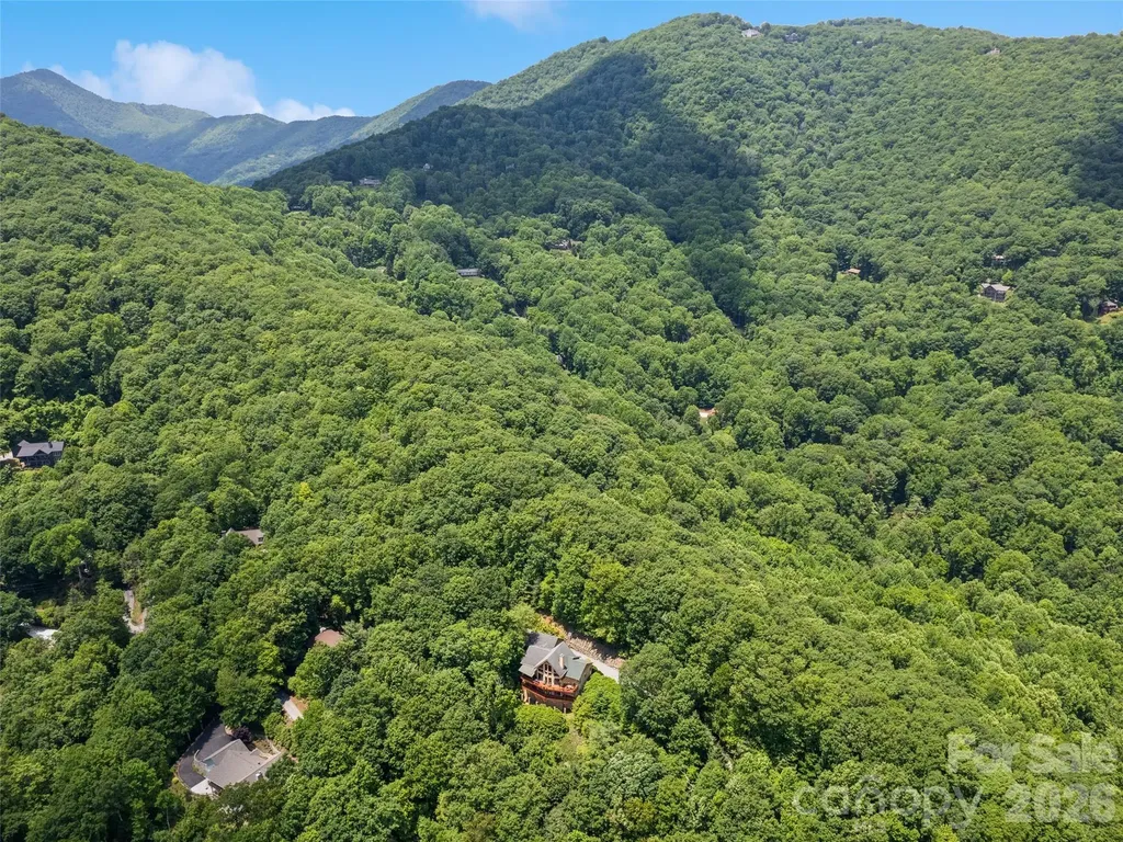 48 Hawks Lift Drive Waynesville NC 28786