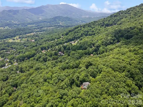 48 Hawks Lift Drive Waynesville NC 28786