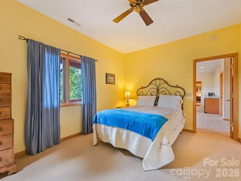 48 Hawks Lift Drive Waynesville NC 28786