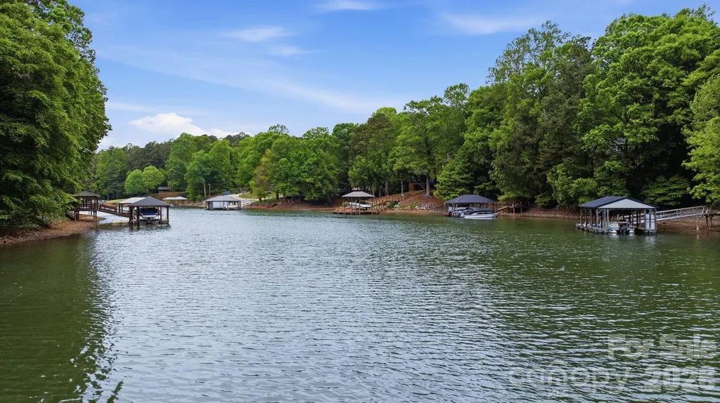 142 Seekirk Drive Troutman NC 28166